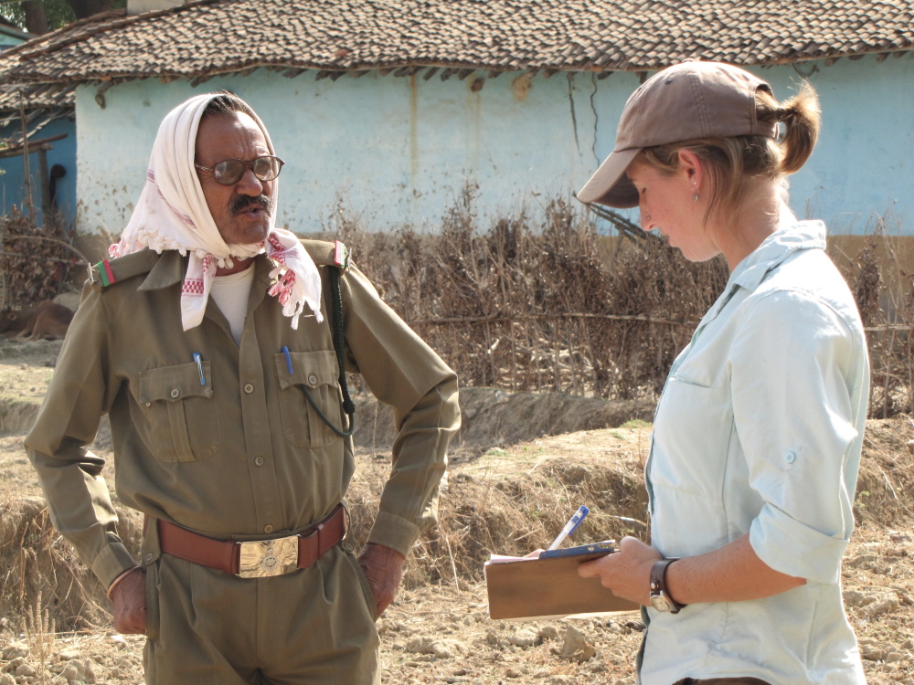 Jennie Miller interviews a forest guard after a leopard attack in Kahna.